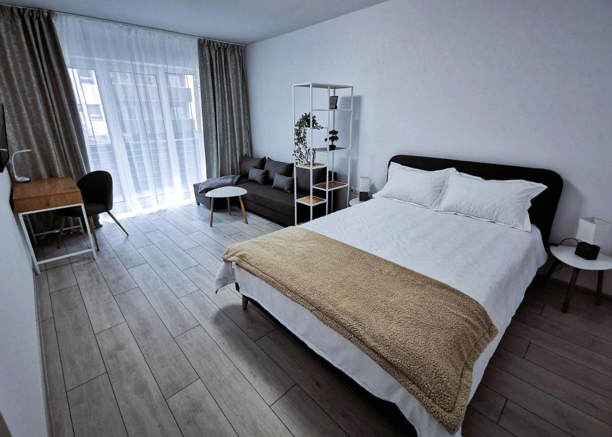 Kronbed Apartments Brasov Bagian luar foto